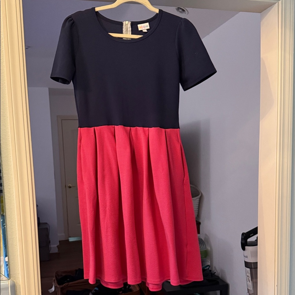 LuLaRoe Amelia Navy and Pink Casual Dress w/ pockets